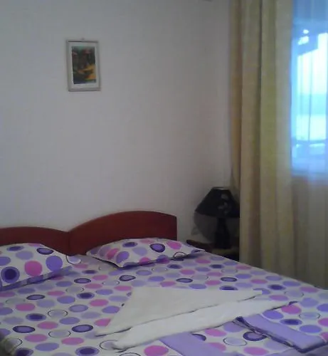Casa de hóspedes Vesela